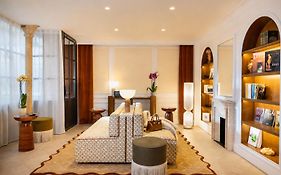 Almarine Eiffel Hotel & Spa By Malone